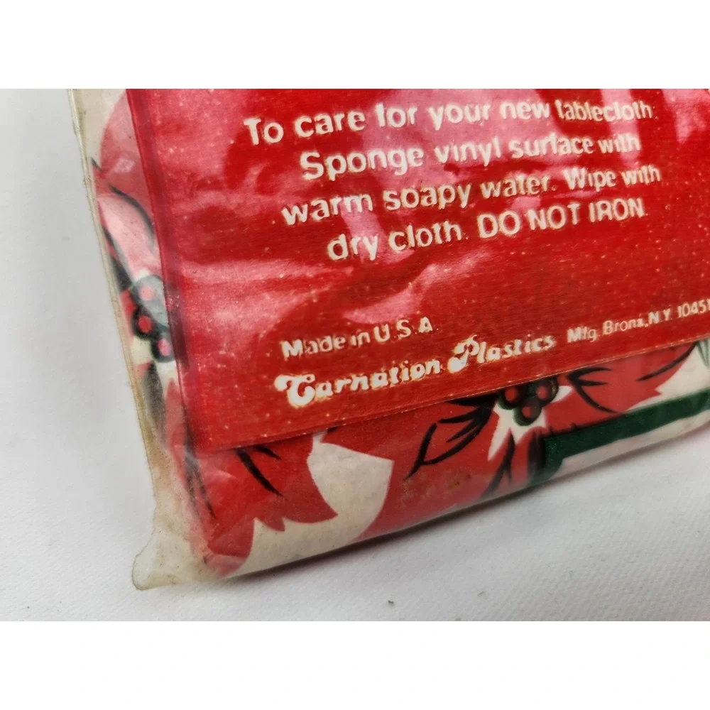Vintage Christmas Vinyl Tablecloth 54